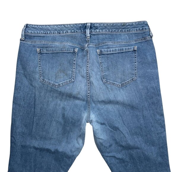 READ Torrid Plus Size Crop Jeans Womens 20 Blue Denim Stretch Distressed Frayed - Picture 6 of 8